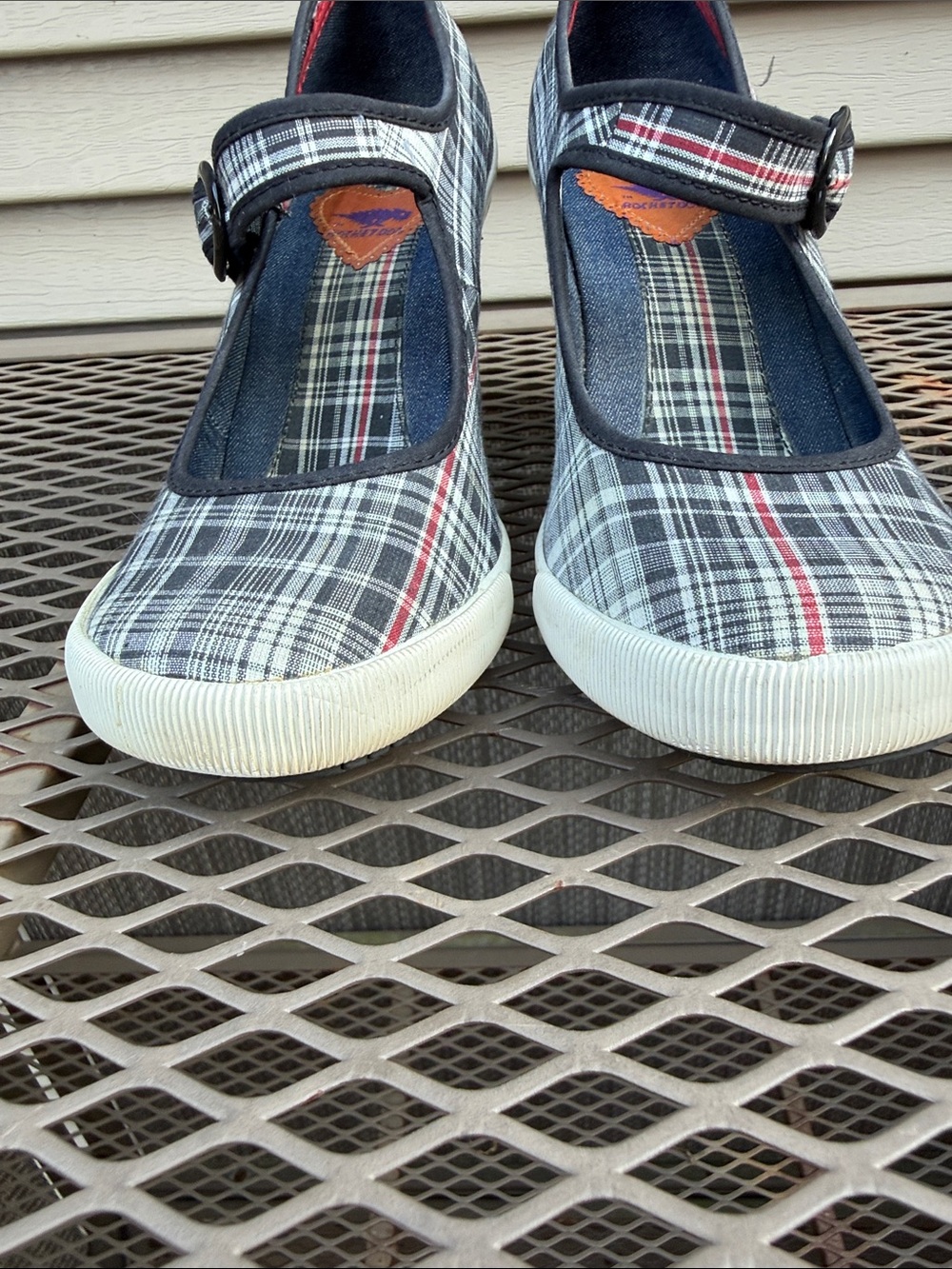 Rocket Dog Plaid Mary Jane Wedges in Black, White, and Red Size 8 - Picture 8 of 9